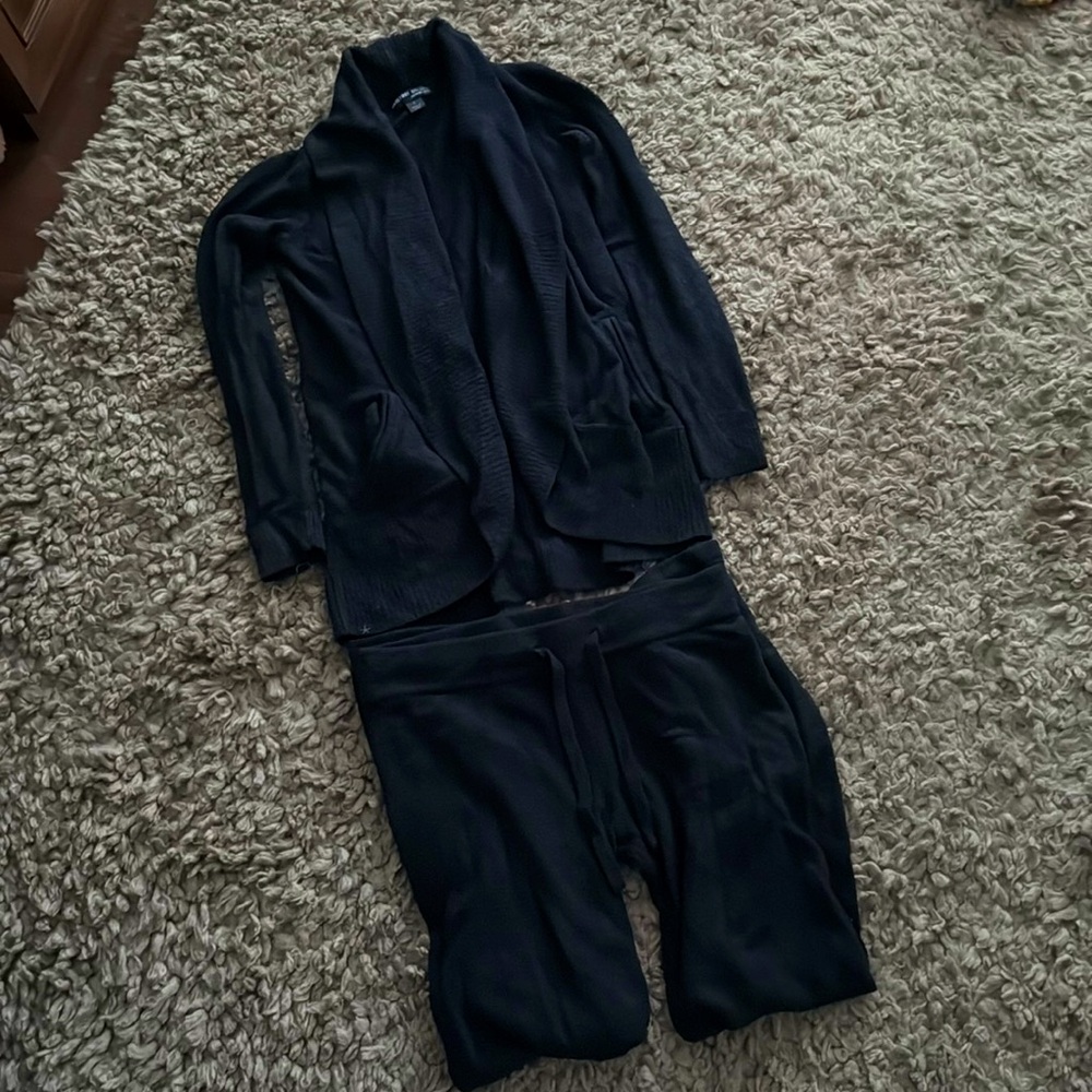 Barefoot Dreams Cozy Top and Pants black size small